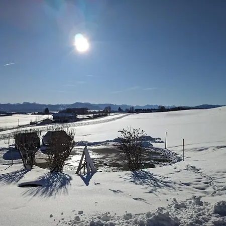 Laendliche Bei Im Allgaeu